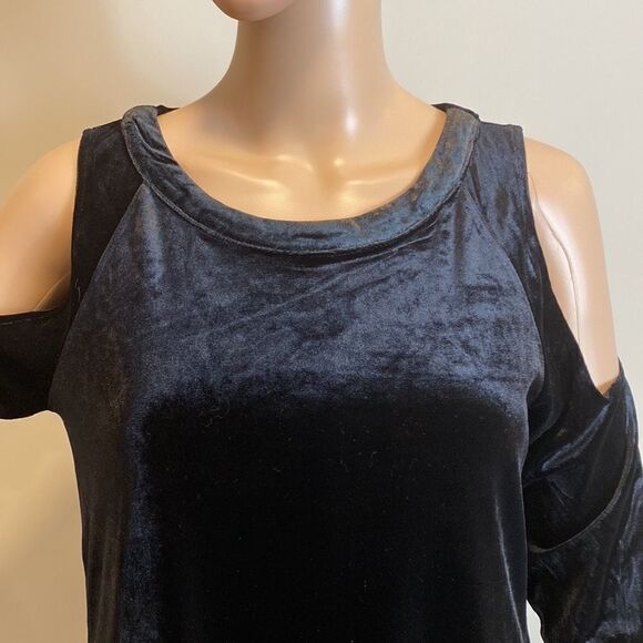 Patrizia Luca Milano black velvet could shoulders top blouse size S - Picture 3 of 10